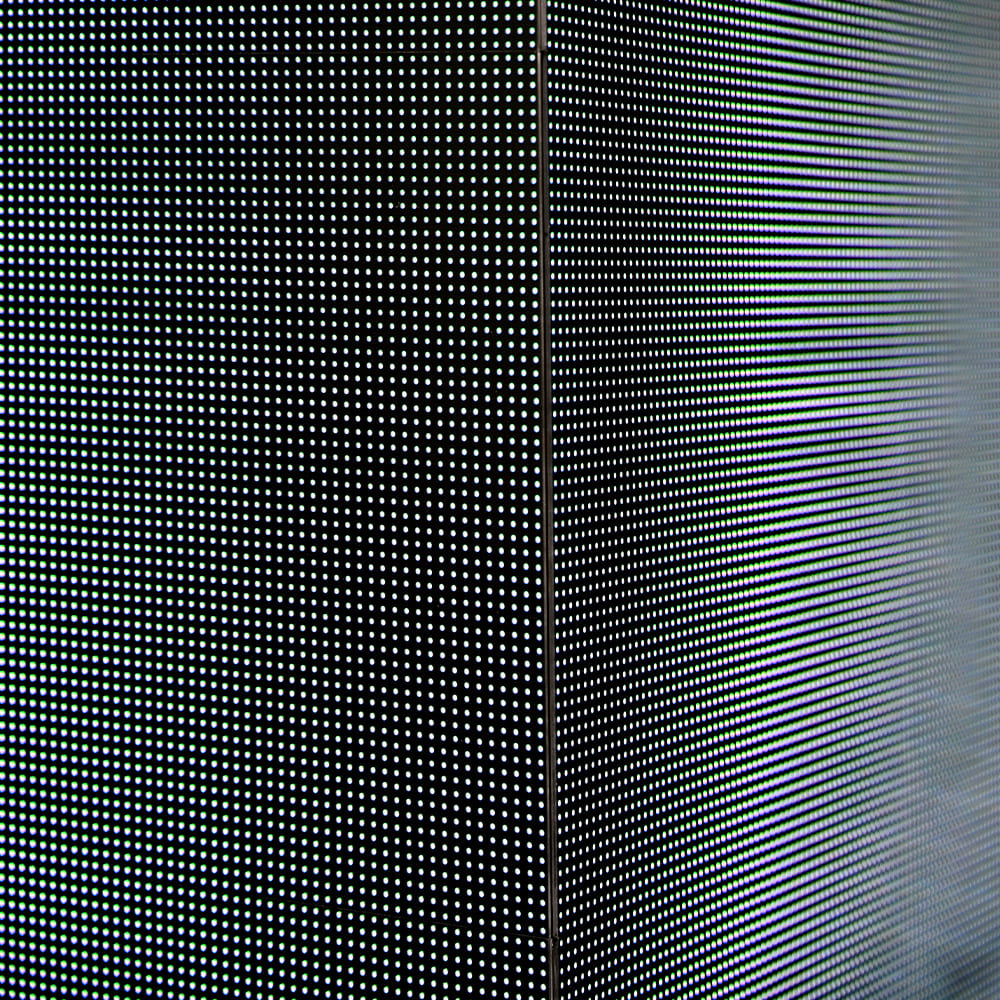 Nahaufnahme einer LED-Oberfläche mit sichtbaren Pixelstrukturen 